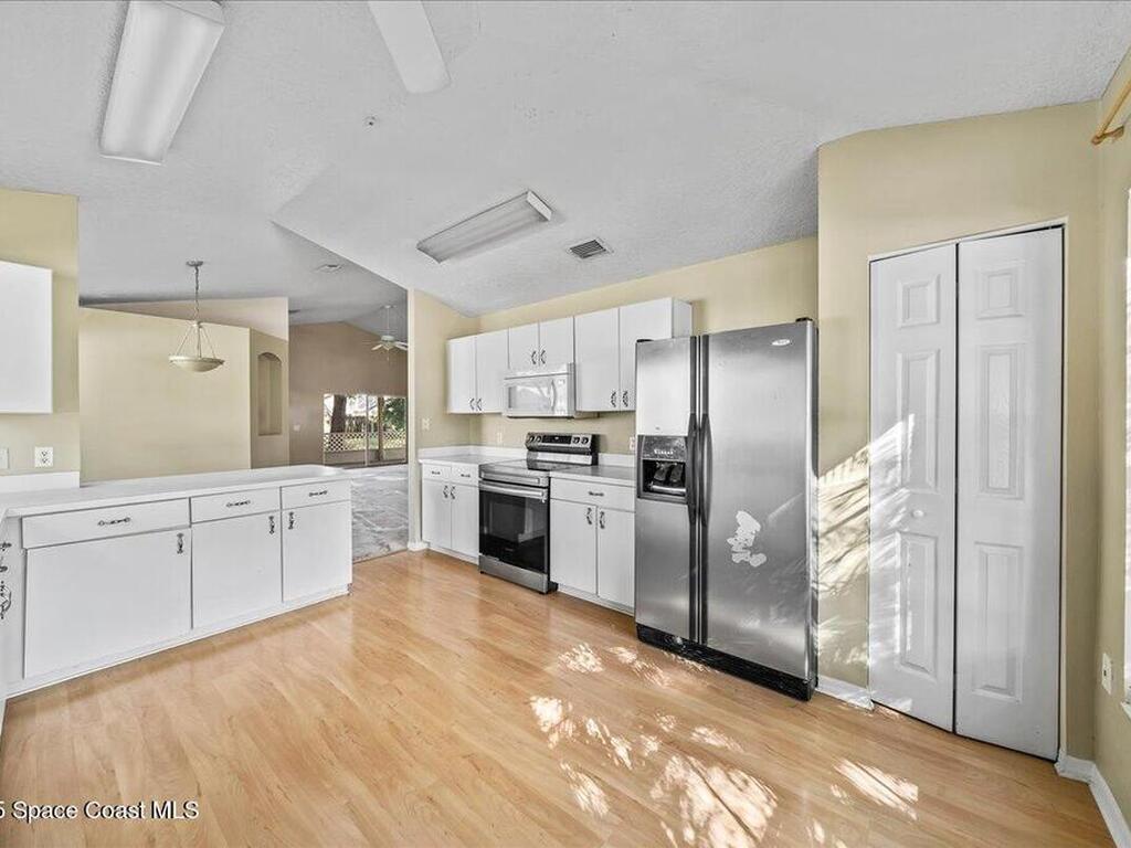 2798 Caitlin Court, Melbourne, FL 32940