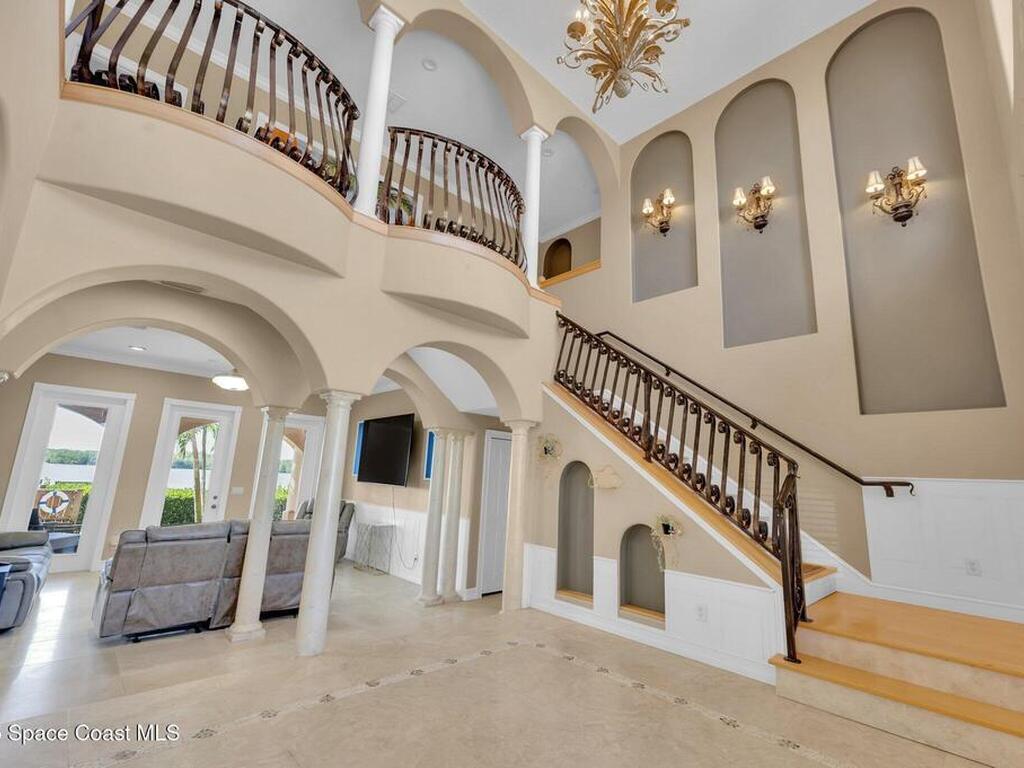 7 Cove View Court, Cocoa Beach, FL 32931