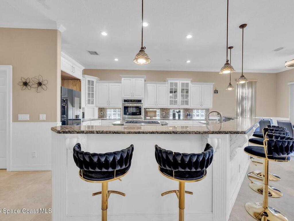 7 Cove View Court, Cocoa Beach, FL 32931