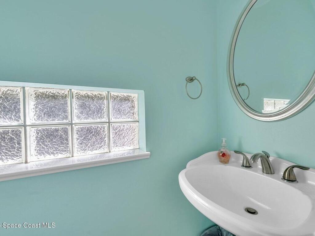 7 Cove View Court, Cocoa Beach, FL 32931