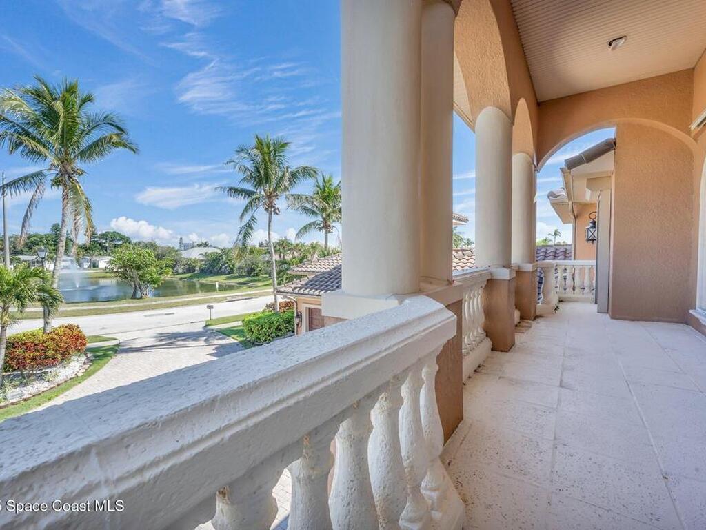 7 Cove View Court, Cocoa Beach, FL 32931