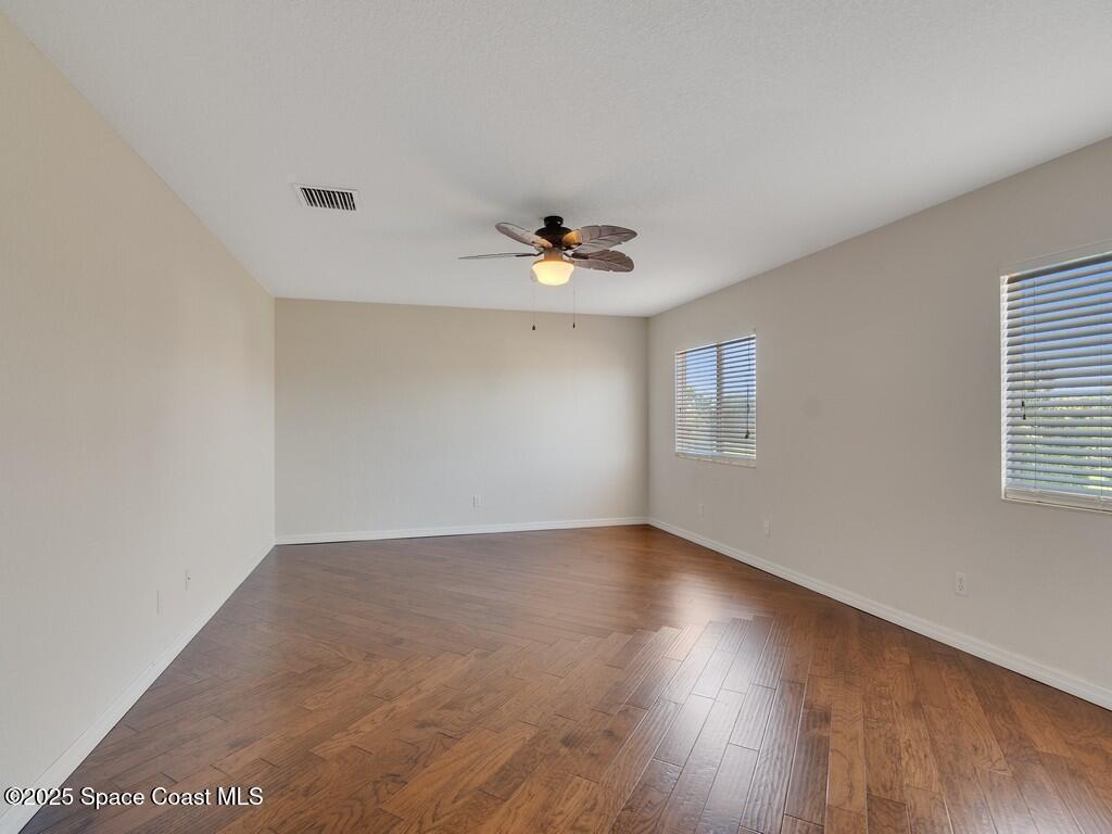 5595 45th Avenue, Vero Beach, FL 32967