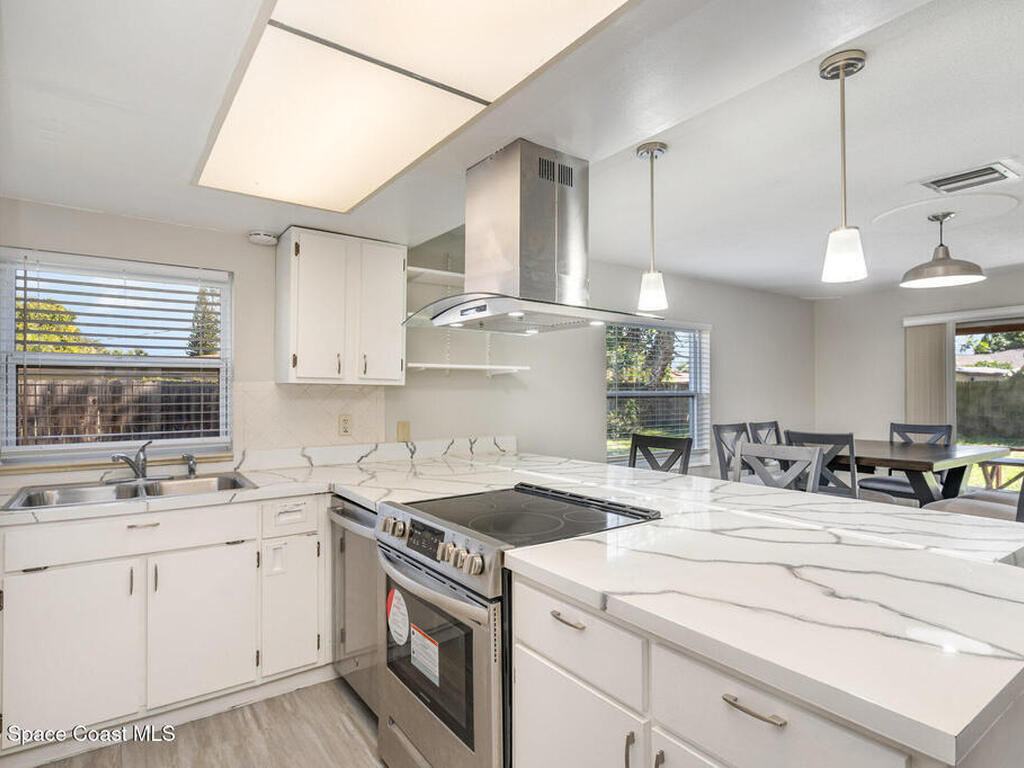 1551 Caribbean Circle, Melbourne, FL 32935