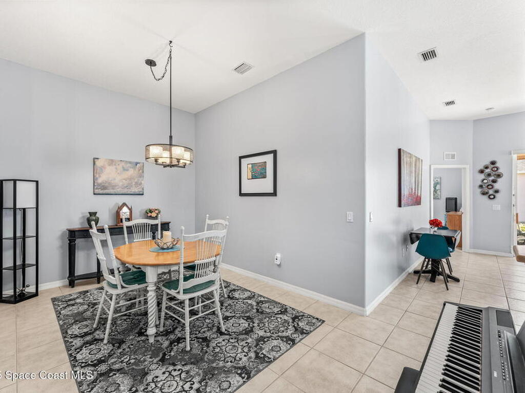 590 Wedge Court, Palm Bay, FL 32909