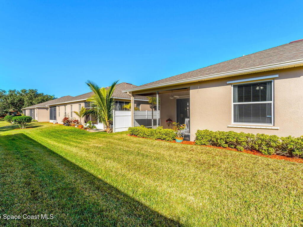 590 Wedge Court, Palm Bay, FL 32909