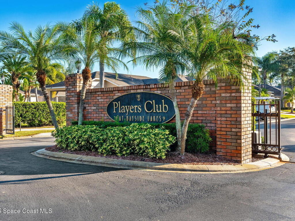 590 Wedge Court, Palm Bay, FL 32909