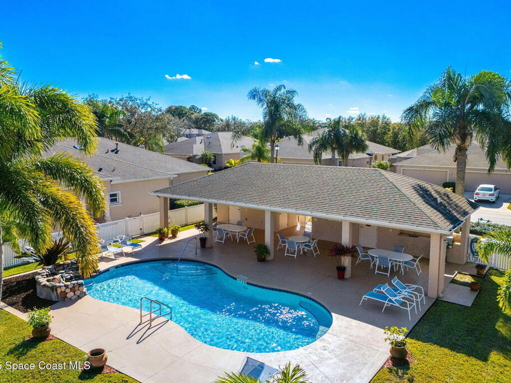 590 Wedge Court, Palm Bay, FL 32909