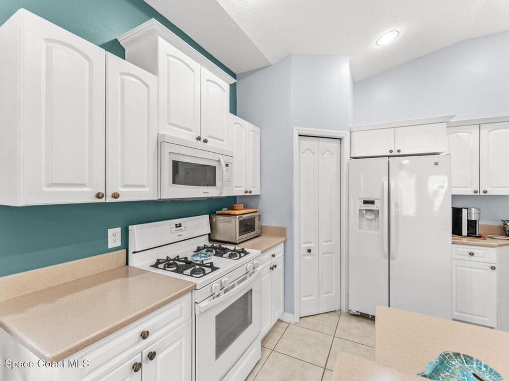 590 Wedge Court, Palm Bay, FL 32909