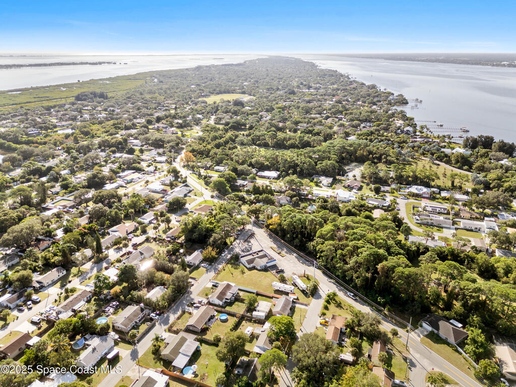 1310 S Tropical Trail, Merritt Island, FL 32952