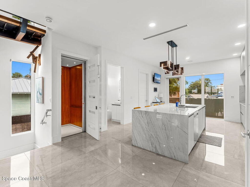 1809 Riverview Drive, Melbourne, FL 32901