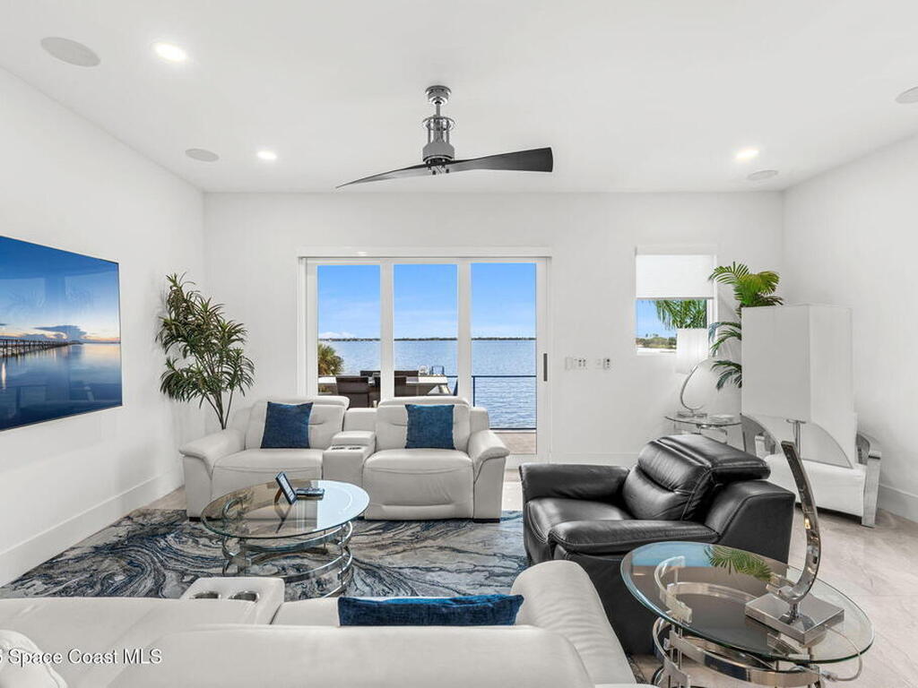 1809 Riverview Drive, Melbourne, FL 32901