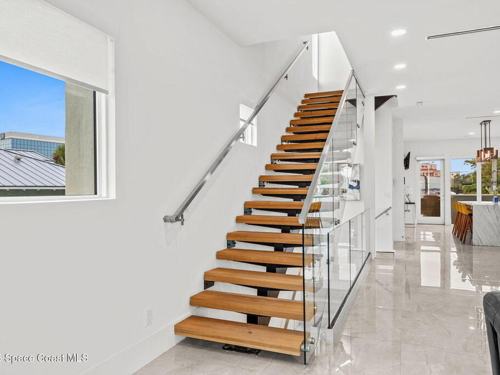 1809 Riverview Drive, Melbourne, FL 32901