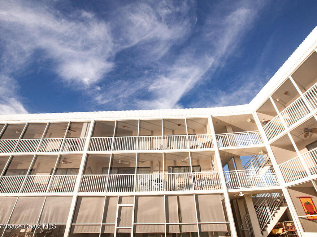 1595 N Atlantic Avenue, Cocoa Beach, FL 32931