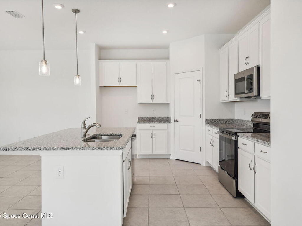 663 Rockaway Lane, Cocoa, FL 32927