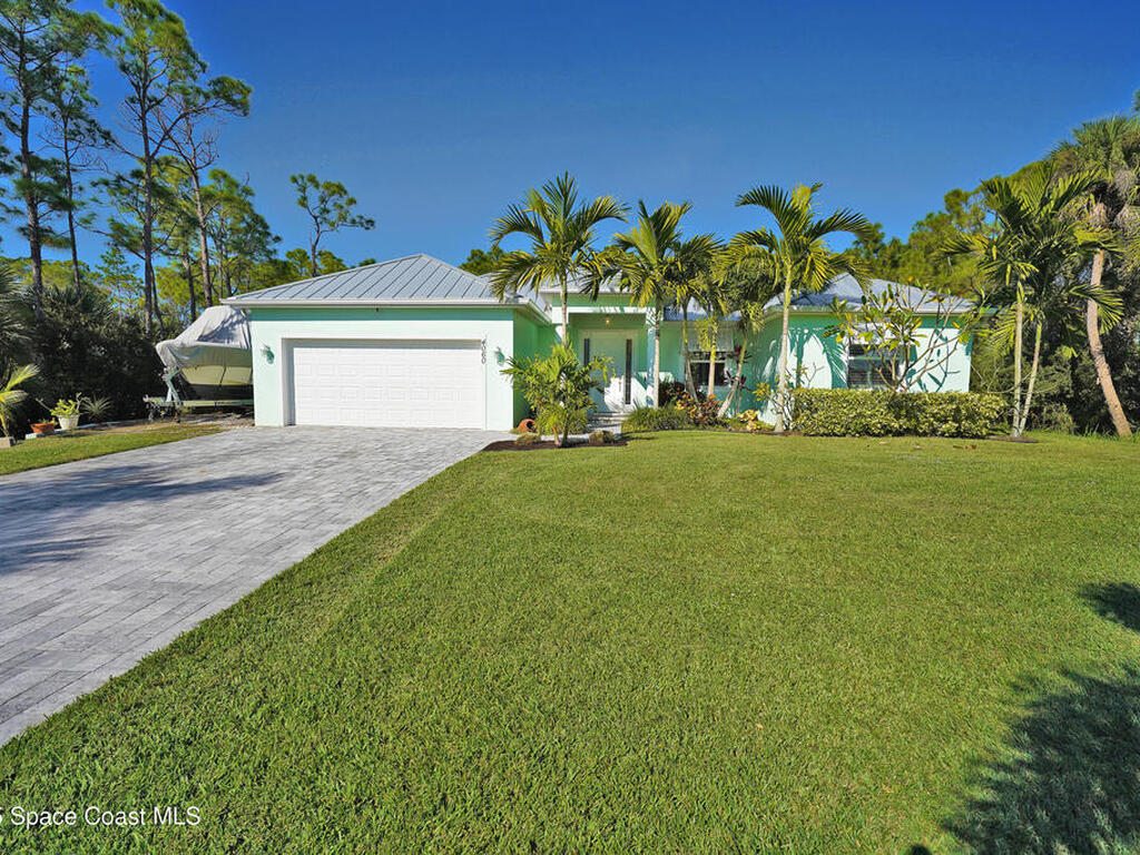 4060 Edisto Drive, Grant, FL 32949