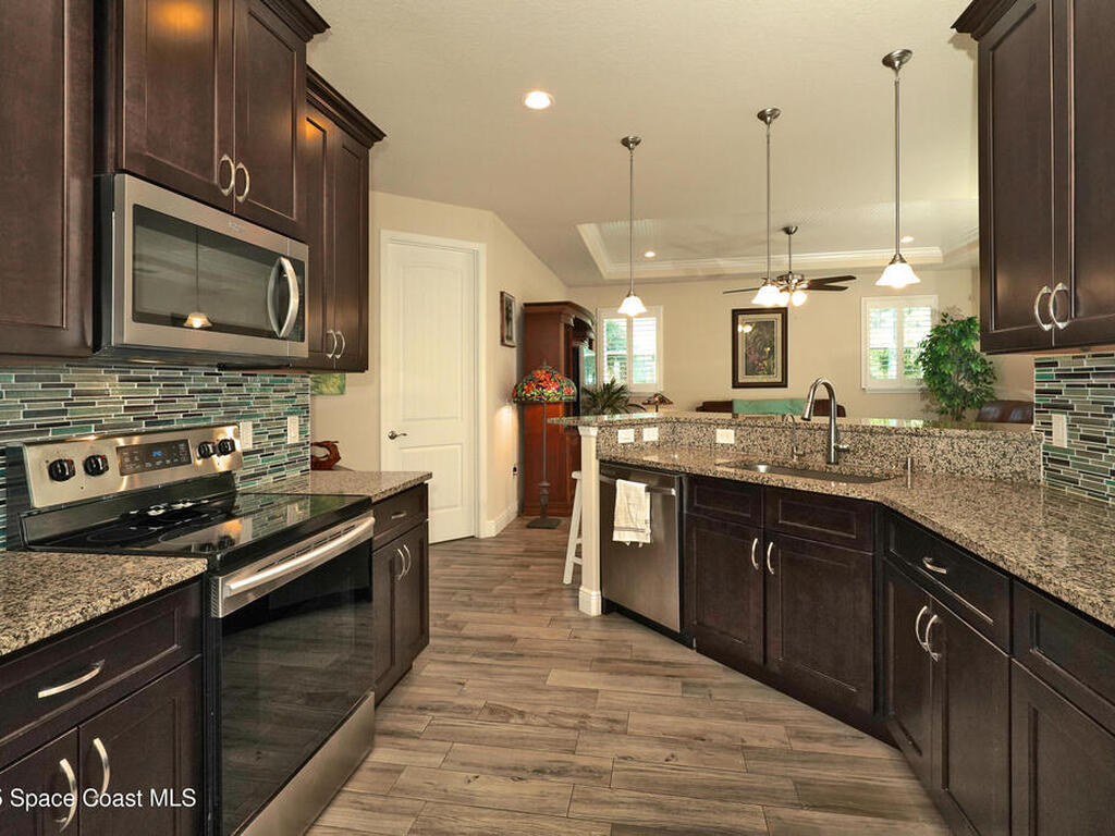 4060 Edisto Drive, Grant, FL 32949