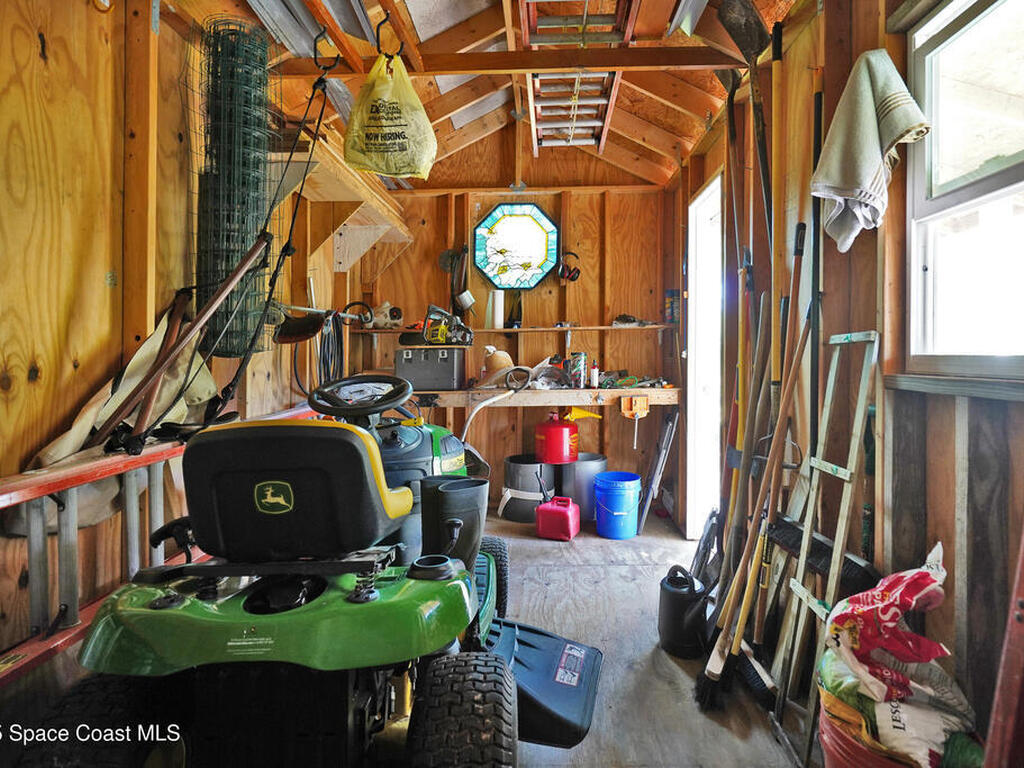 4060 Edisto Drive, Grant, FL 32949