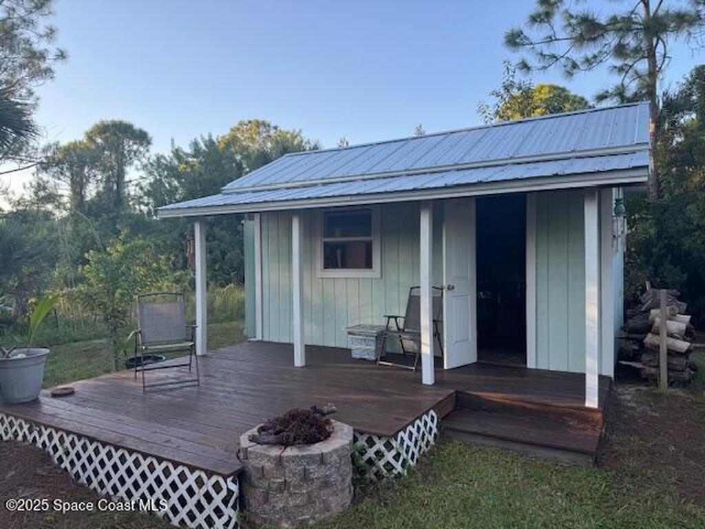 4060 Edisto Drive, Grant, FL 32949