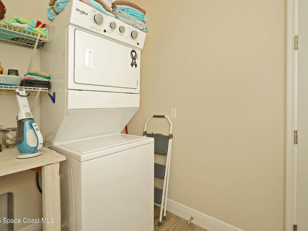 4060 Edisto Drive, Grant, FL 32949