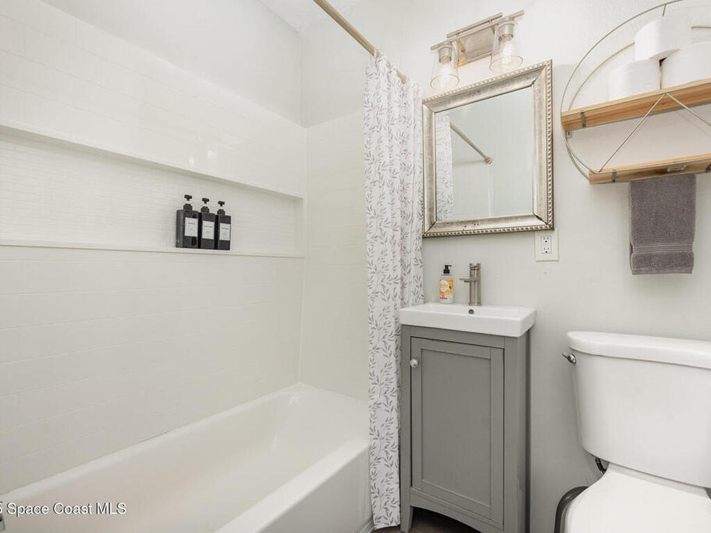 247 Woodland Avenue, Cocoa Beach, FL 32931