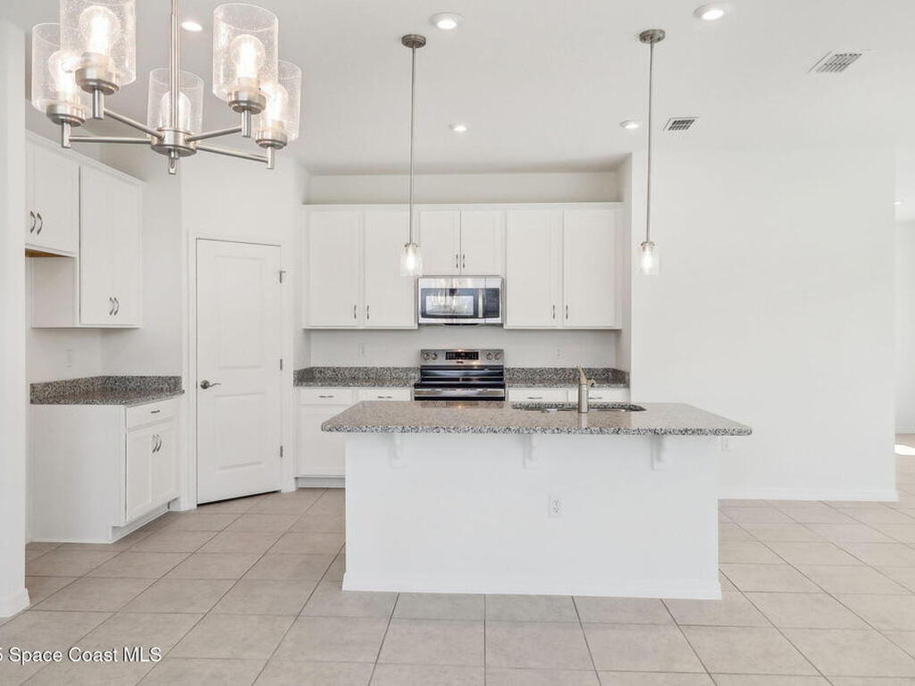 624 Rockaway Lane, Cocoa, FL 32927