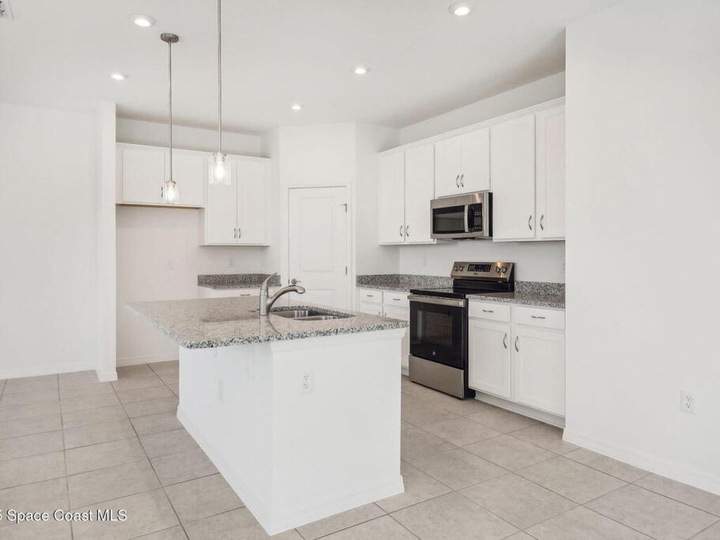 624 Rockaway Lane, Cocoa, FL 32927