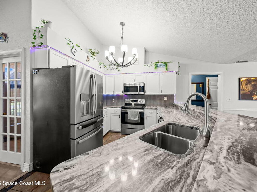 5001 Walton Avenue, Titusville, FL 32780