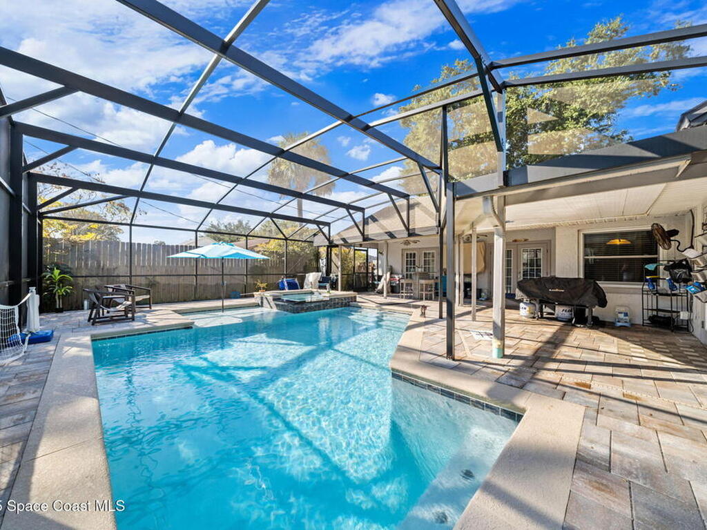 5001 Walton Avenue, Titusville, FL 32780