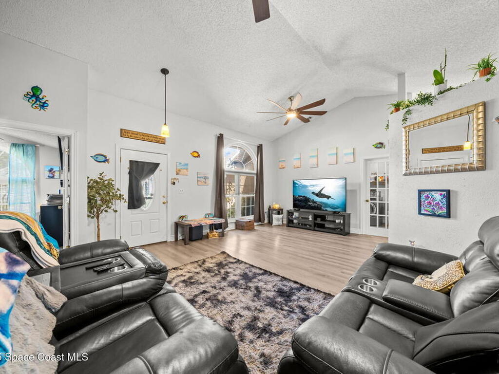 5001 Walton Avenue, Titusville, FL 32780