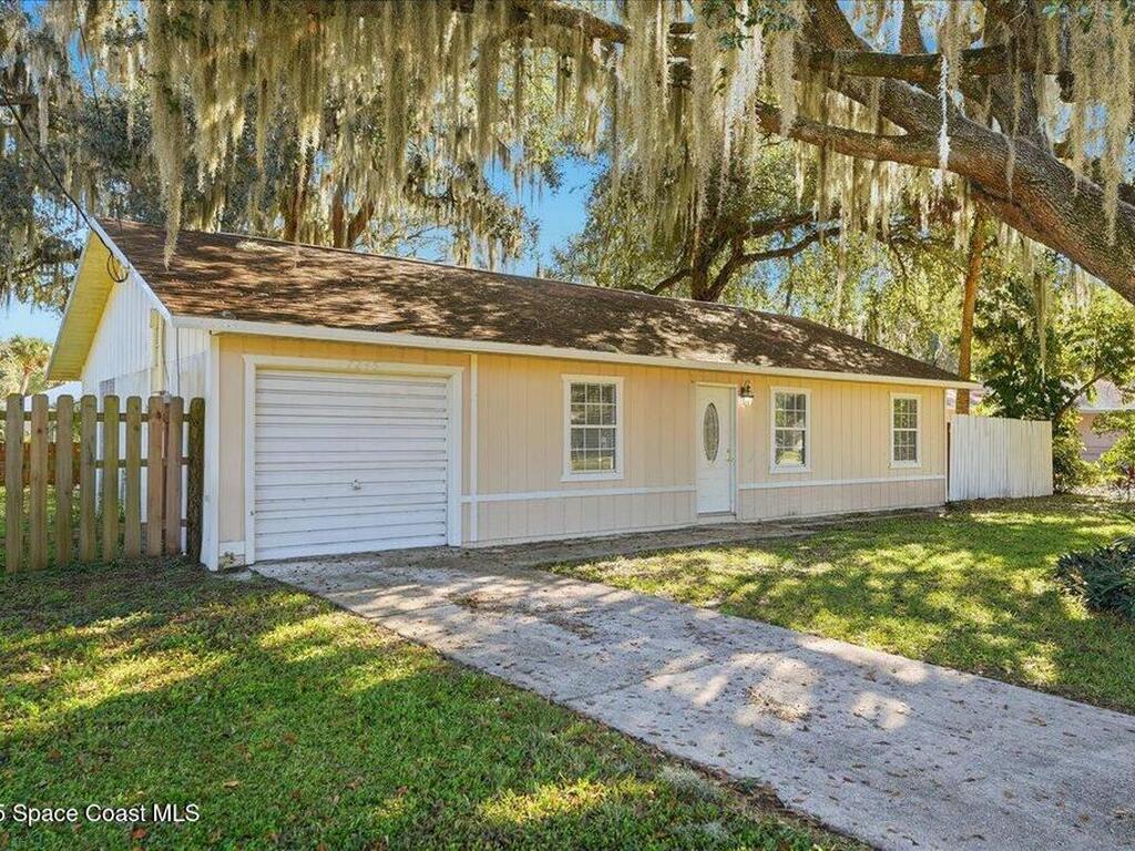 7245 Grissom Parkway, Cocoa, FL 32927