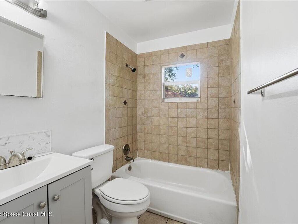 7245 Grissom Parkway, Cocoa, FL 32927