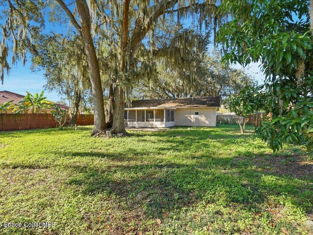 7245 Grissom Parkway, Cocoa, FL 32927