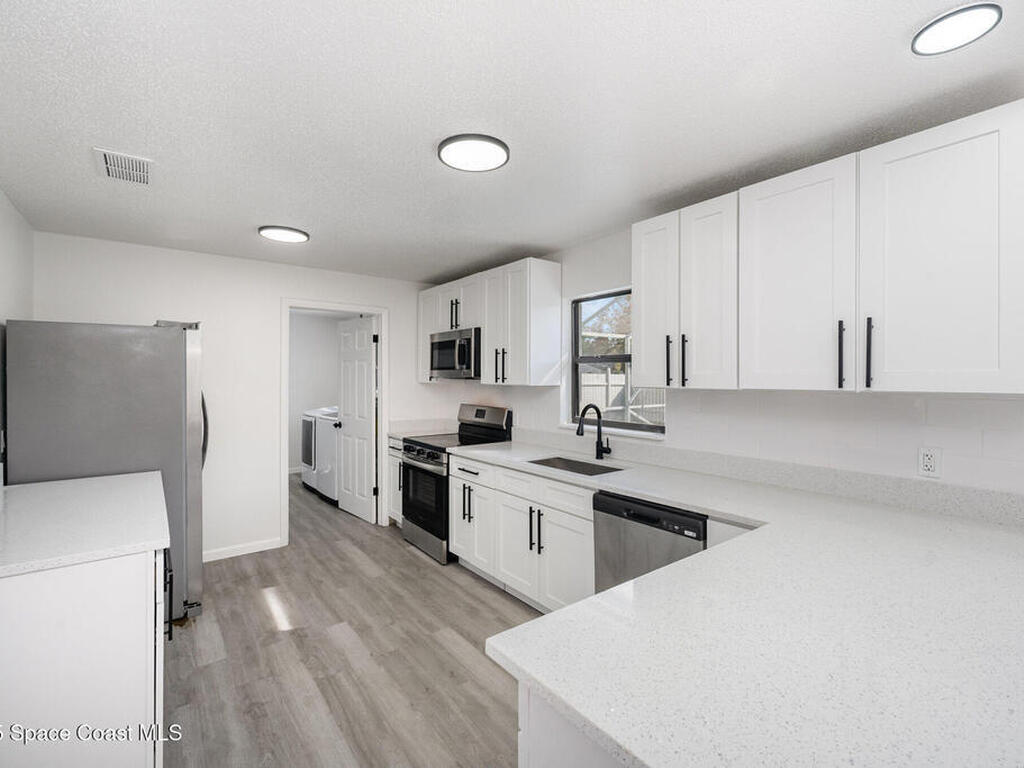 1121 Coronado Drive, Rockledge, FL 32955