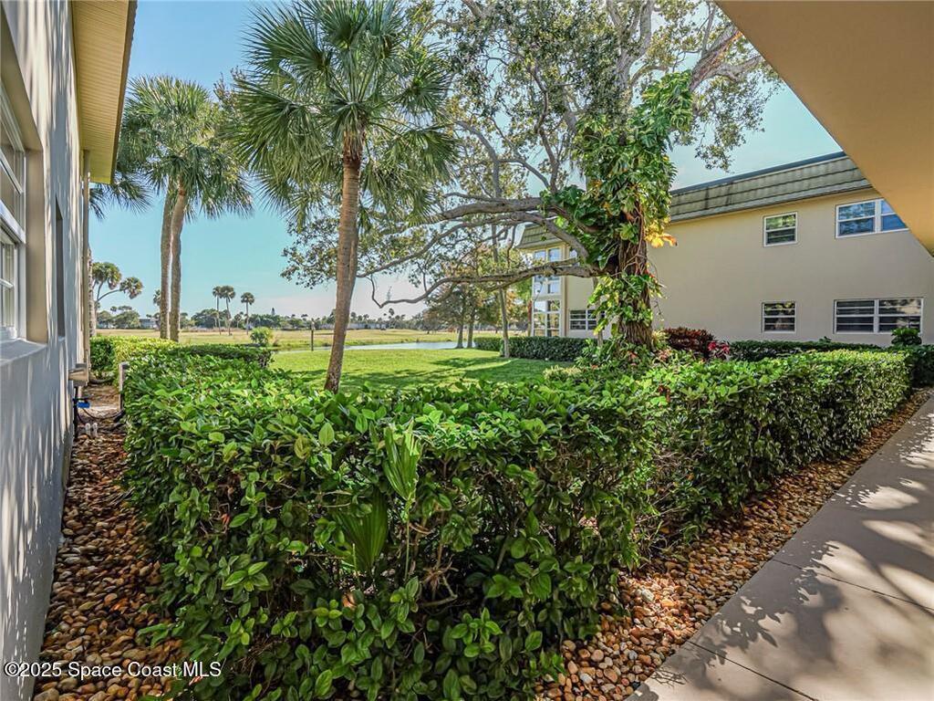 40 Vista Gardens Trail, Vero Beach, FL 32962