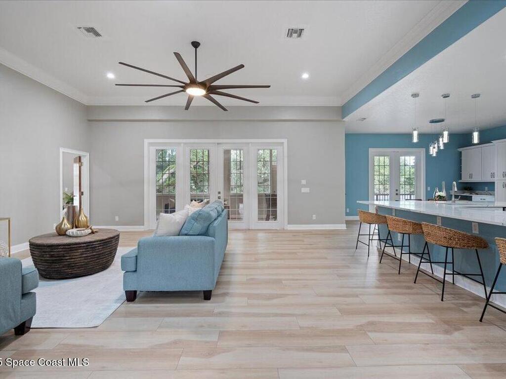 270 Camellia Terrace, Indian Harbour Beach, FL 32937