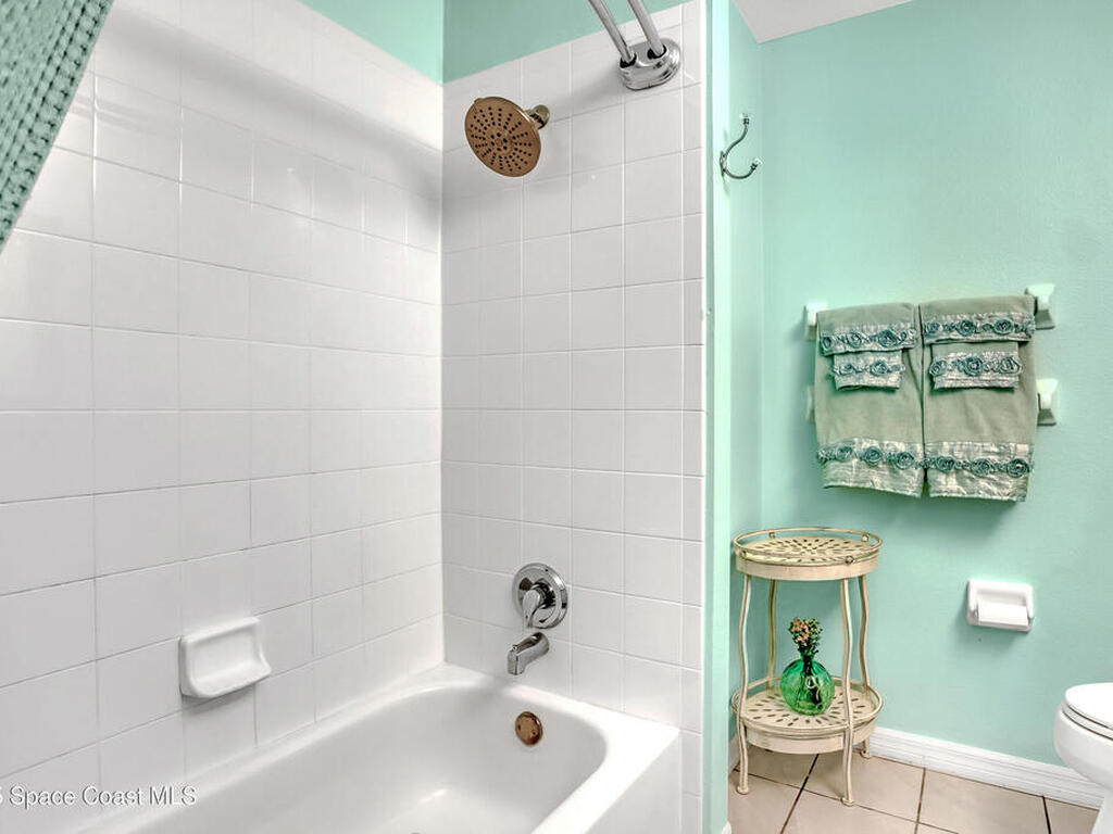 1394 Hampton Park Lane, Melbourne, FL 32940