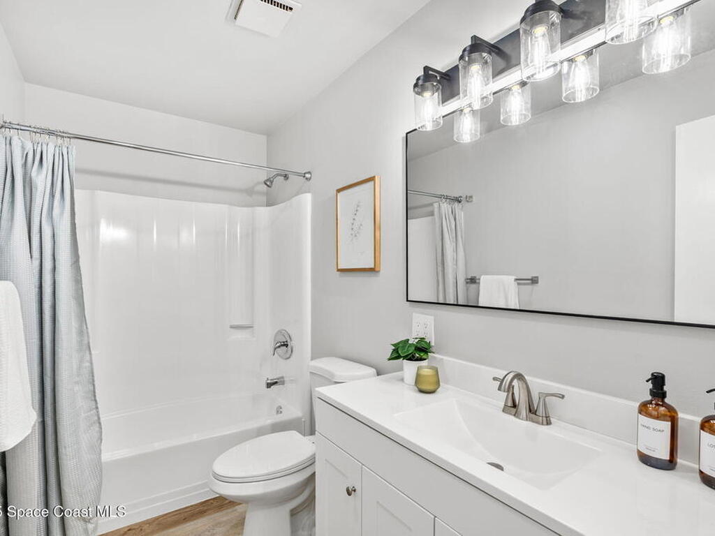 1372 Sagola Street, Palm Bay, FL 32909