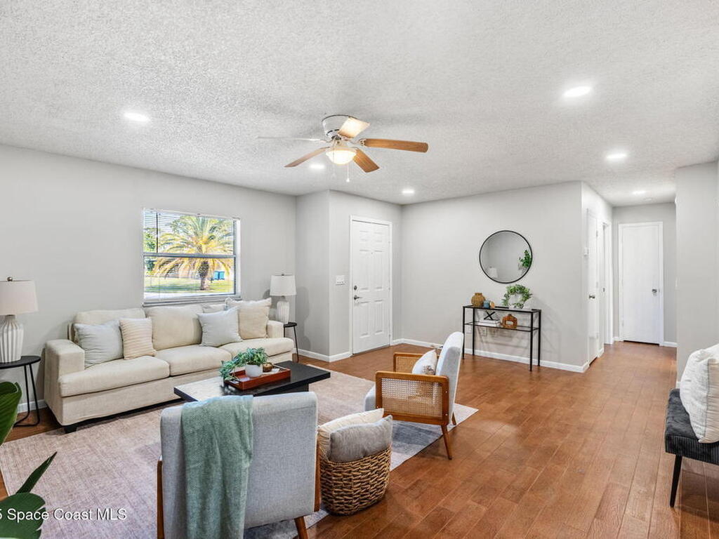 1372 Sagola Street, Palm Bay, FL 32909