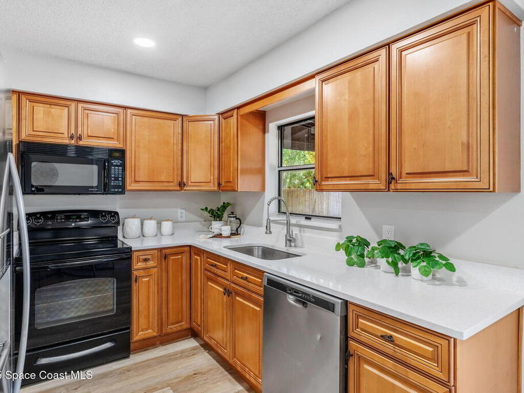 1372 Sagola Street, Palm Bay, FL 32909