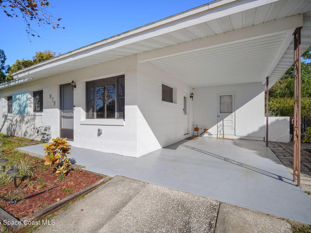 975 N Carpenter Road, Titusville, FL 32796