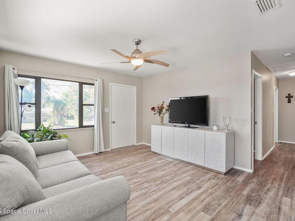 975 N Carpenter Road, Titusville, FL 32796