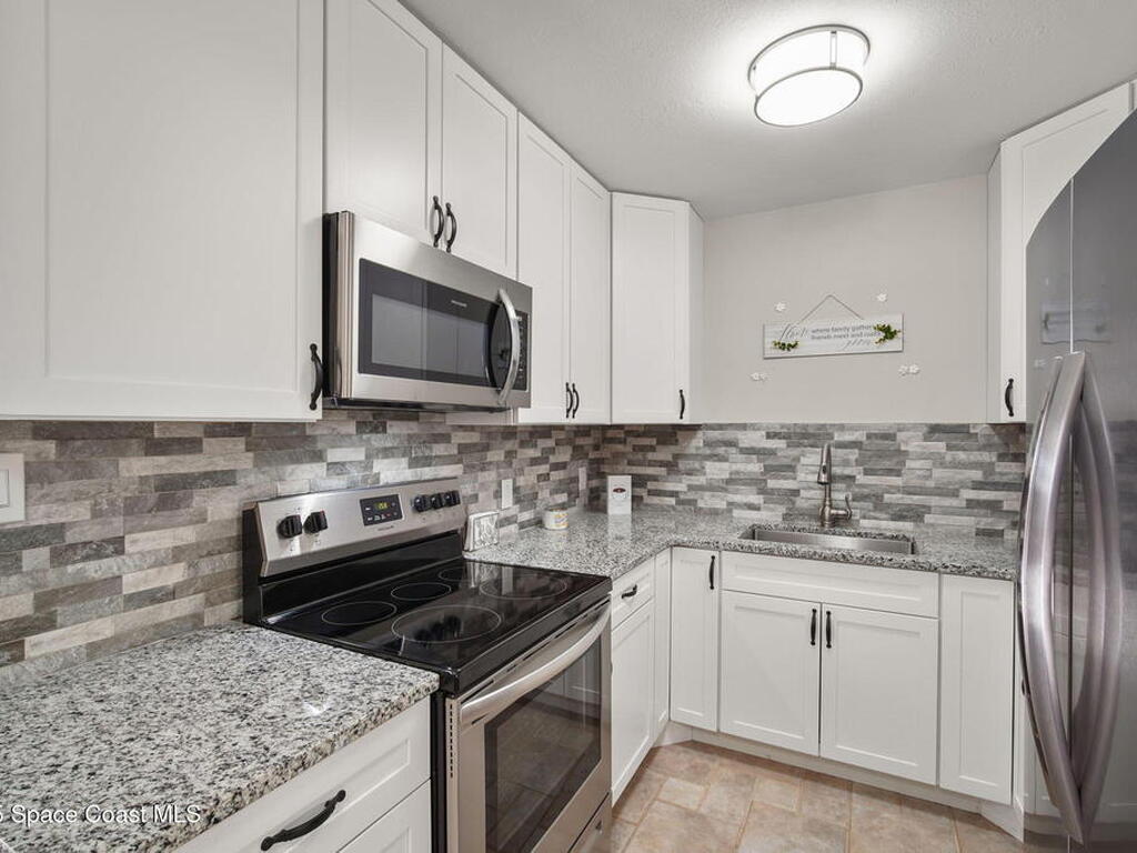 975 N Carpenter Road, Titusville, FL 32796