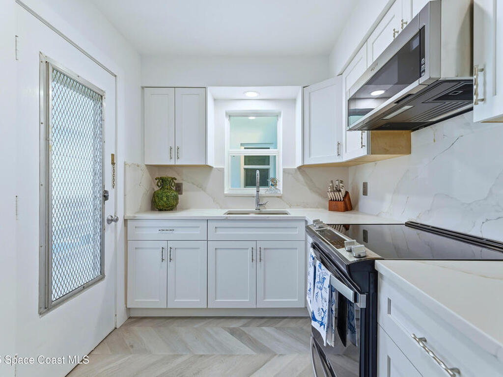 351 Taylor Avenue, Cape Canaveral, FL 32920