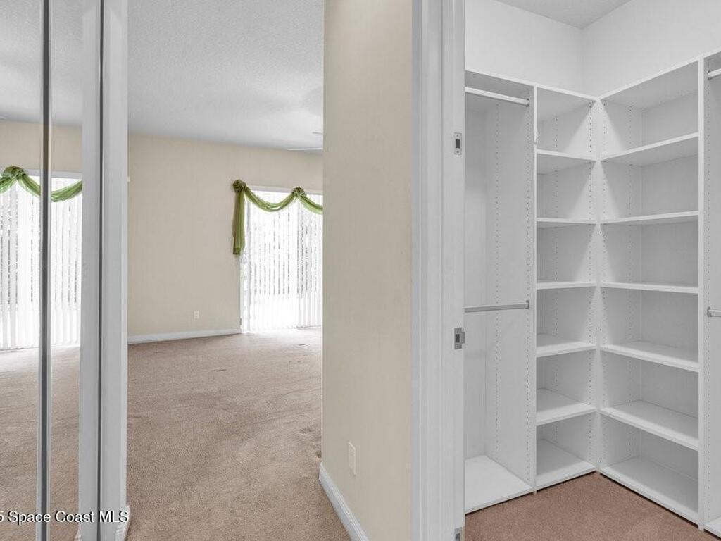 5209 Eleuthra Circle, Vero Beach, FL 32967