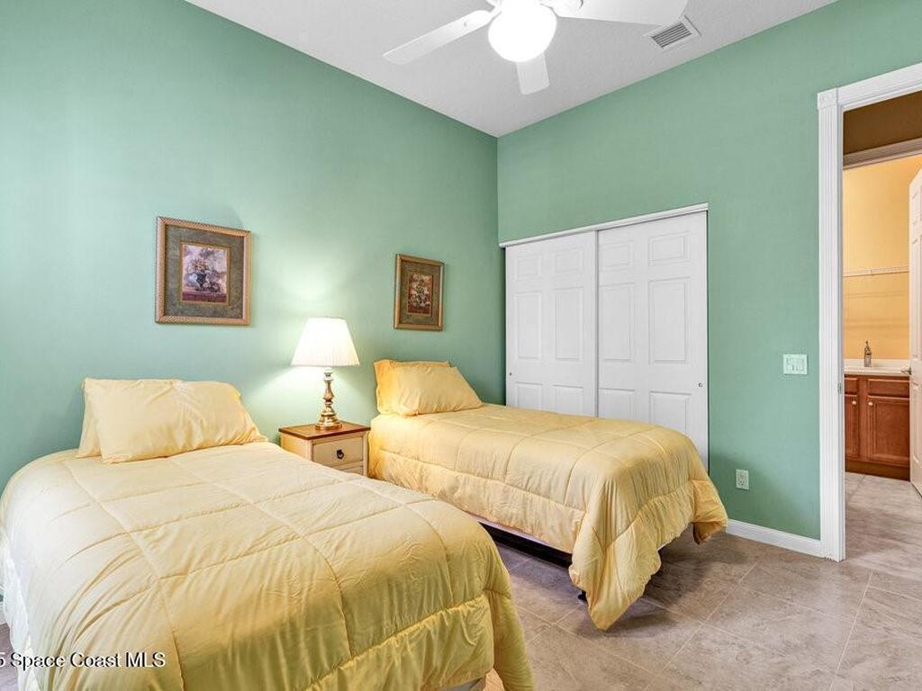 5209 Eleuthra Circle, Vero Beach, FL 32967