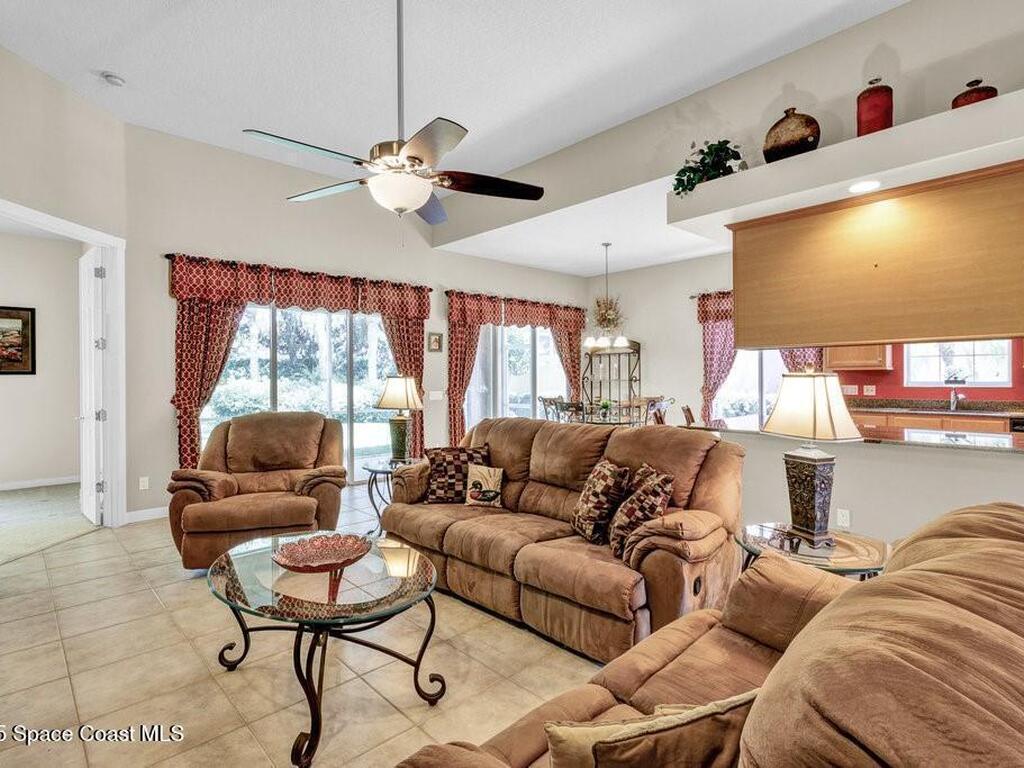 5209 Eleuthra Circle, Vero Beach, FL 32967