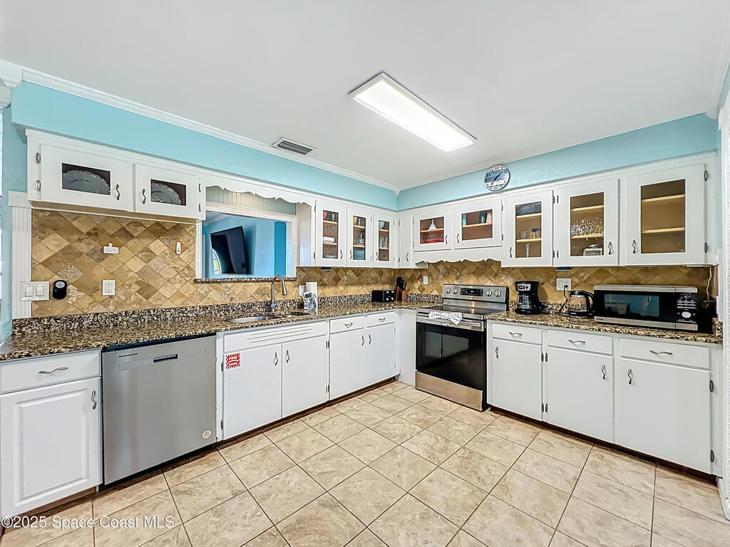 1375 Bay Shore Drive, Cocoa Beach, FL 32931