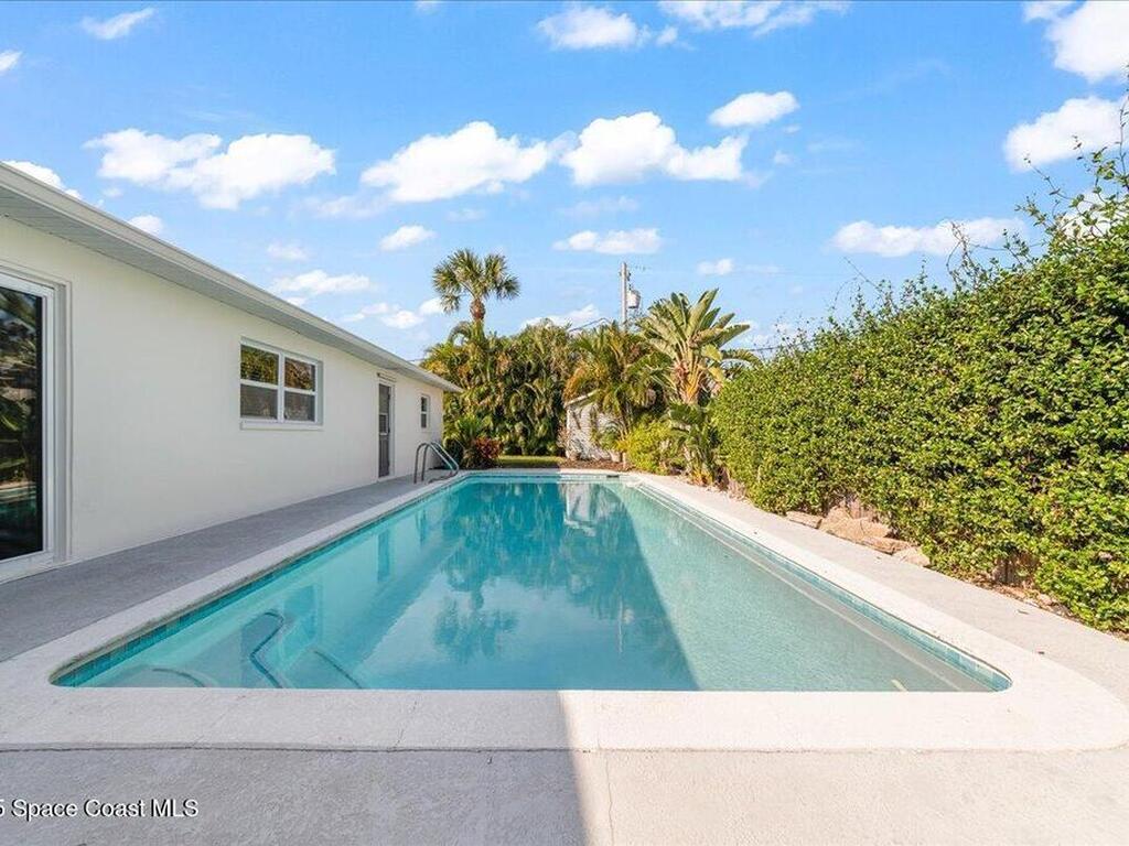 204 E Coral Way, Indialantic, FL 32903