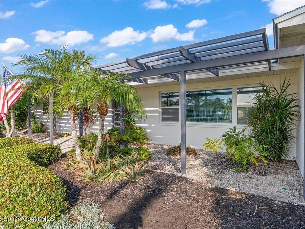 204 E Coral Way, Indialantic, FL 32903