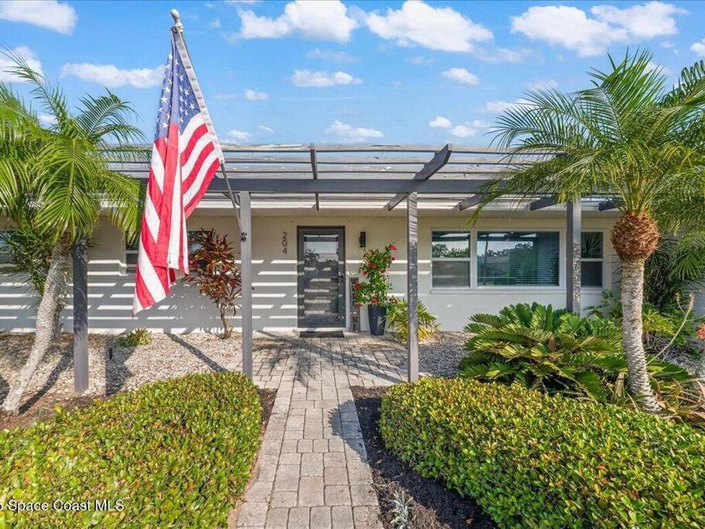 204 E Coral Way, Indialantic, FL 32903